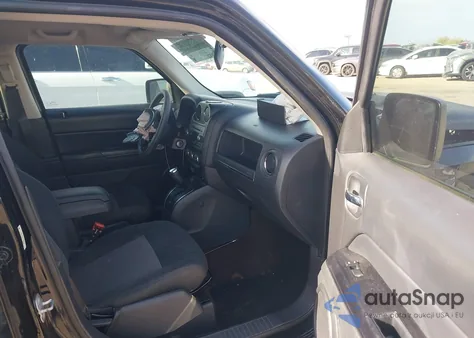 2014 Jeep Patriot Sport из США, поврежденный, VIN 1C4NJPBA9ED882996